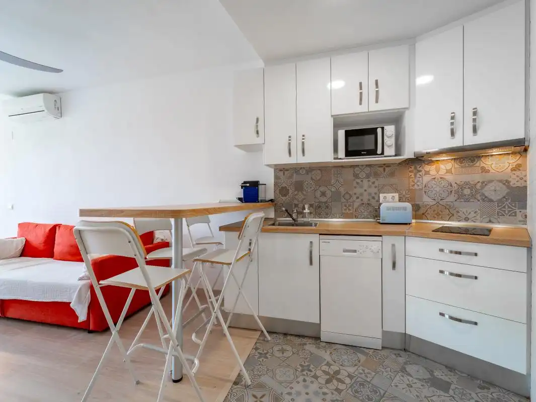 Cocina de Estudio en venta en Torremolinos con Aire acondicionado, Calefacción y Piscina