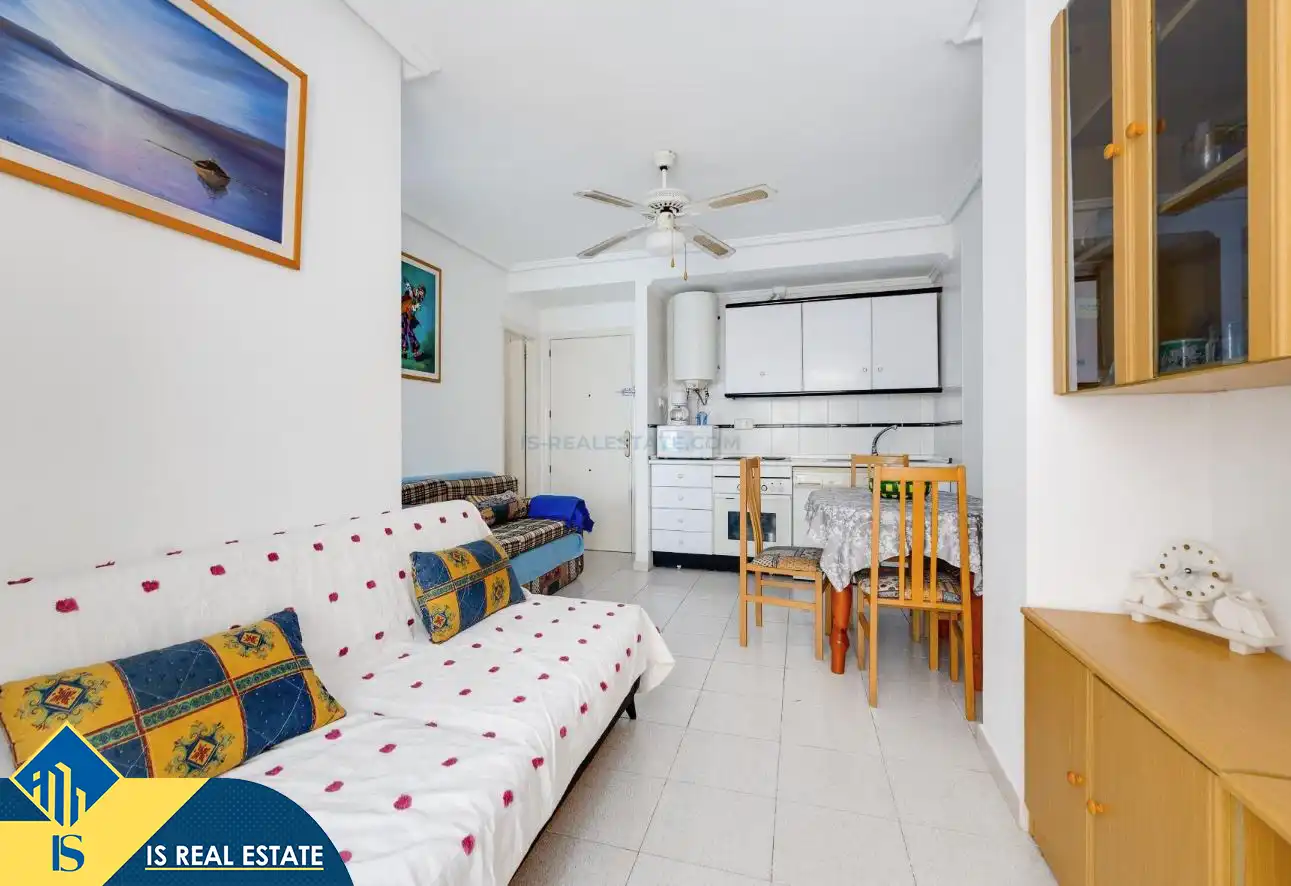 Apartment with pool for sale in Playa del Acequión, Náufragos y Rocío del Mar