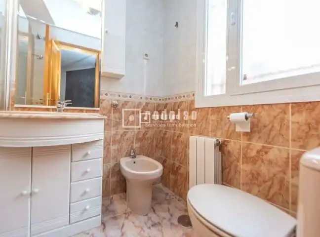 Bathroom of Flat for sale in Pinto  with Heating, Terrace and Alarm