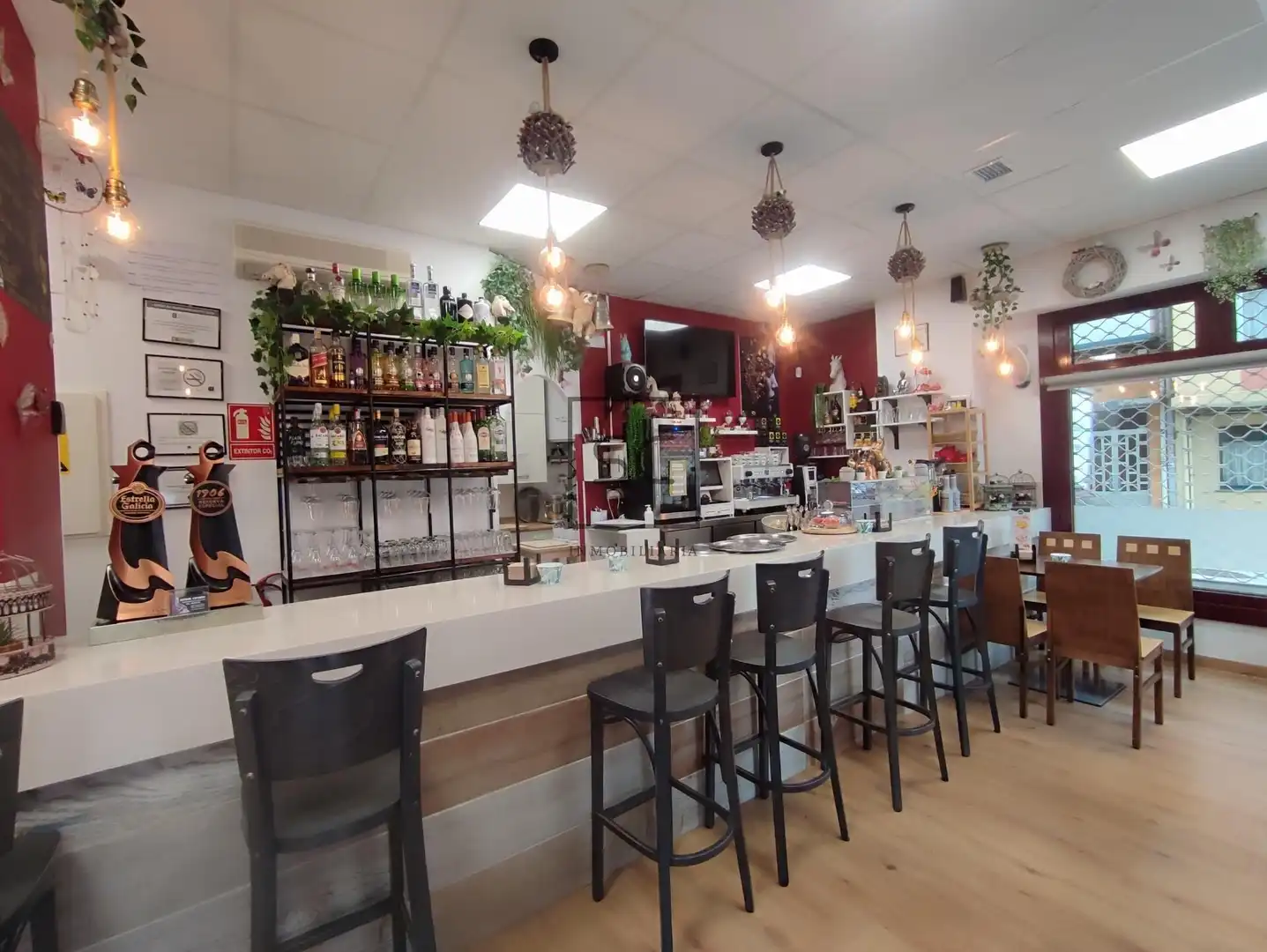 Local en venta en Ferrol con Amueblado