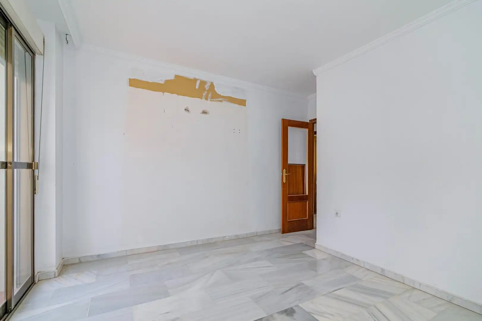 Piso en venta en Armilla con Balcón