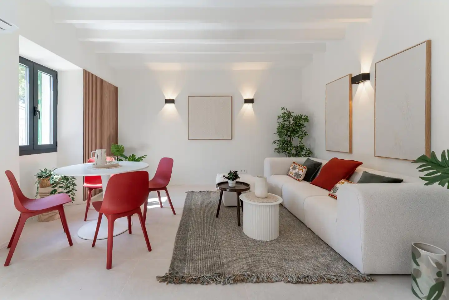 Sala d'estar de Casa o xalet en venda en  Palma de Mallorca amb Aire condicionat, Jardí privat i Terrassa