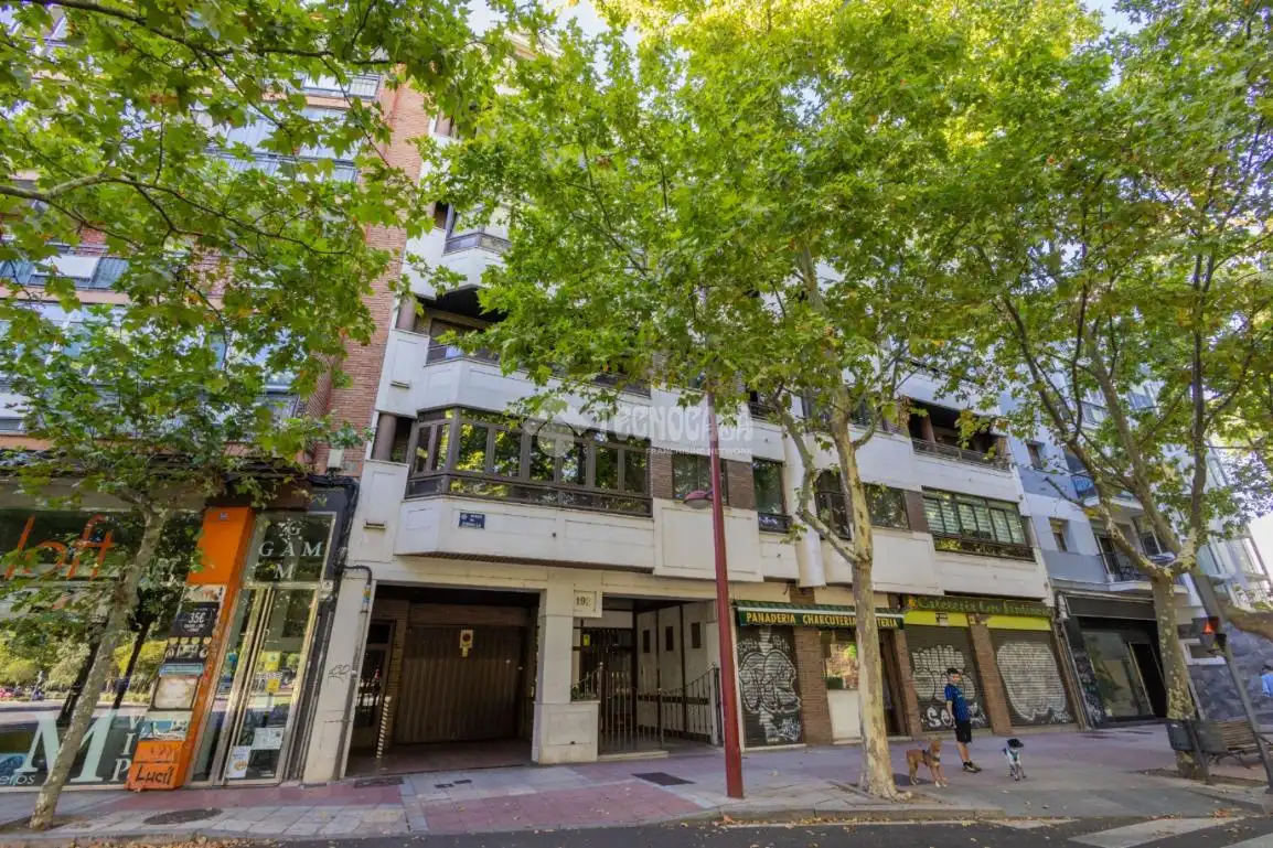 Vista exterior de Pis en venda en Cuatro de Marzo