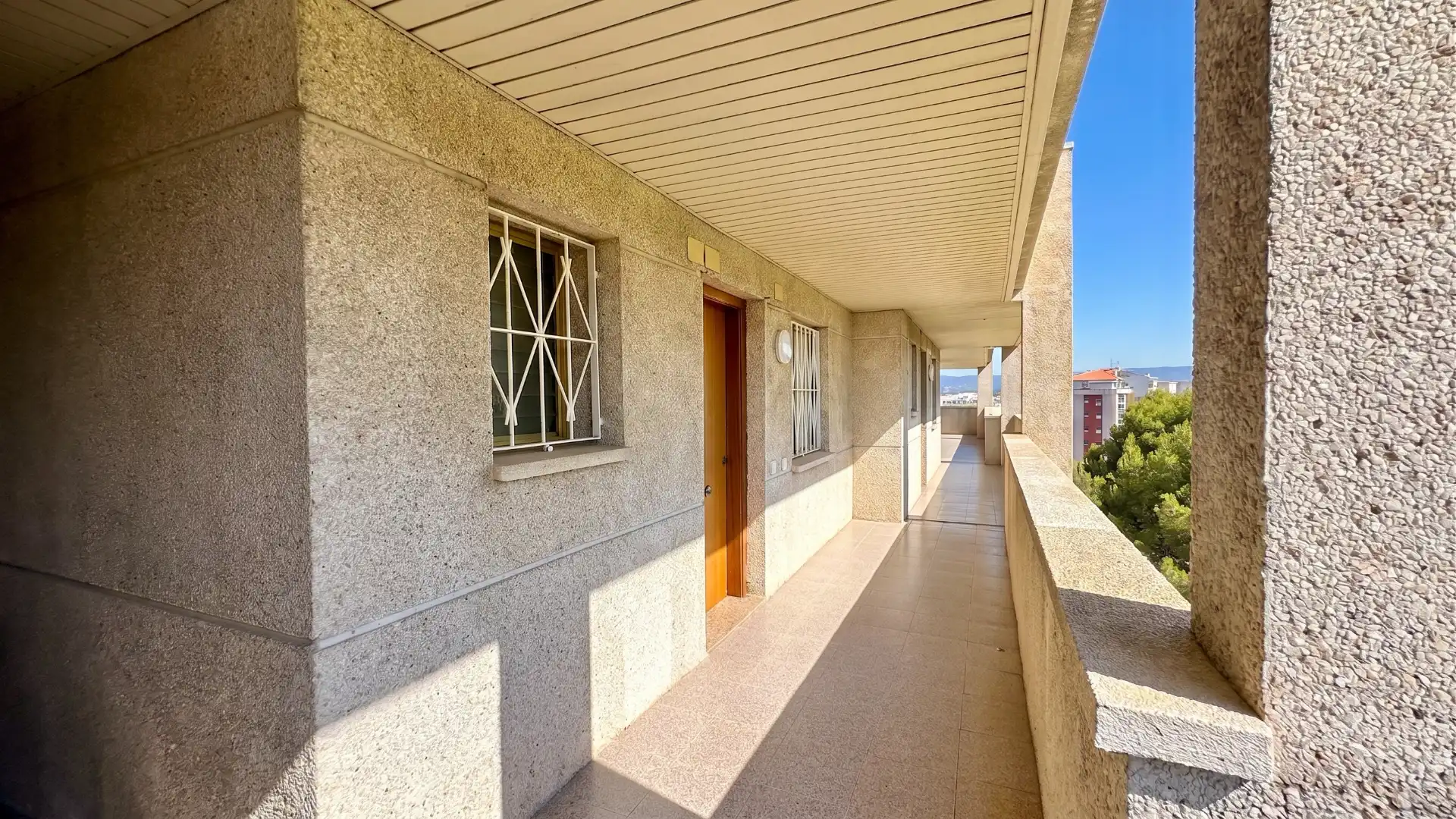 Außenansicht von Dachboden zum Verkauf in Salou mit Klimaanlage, Möbliert und Balkon