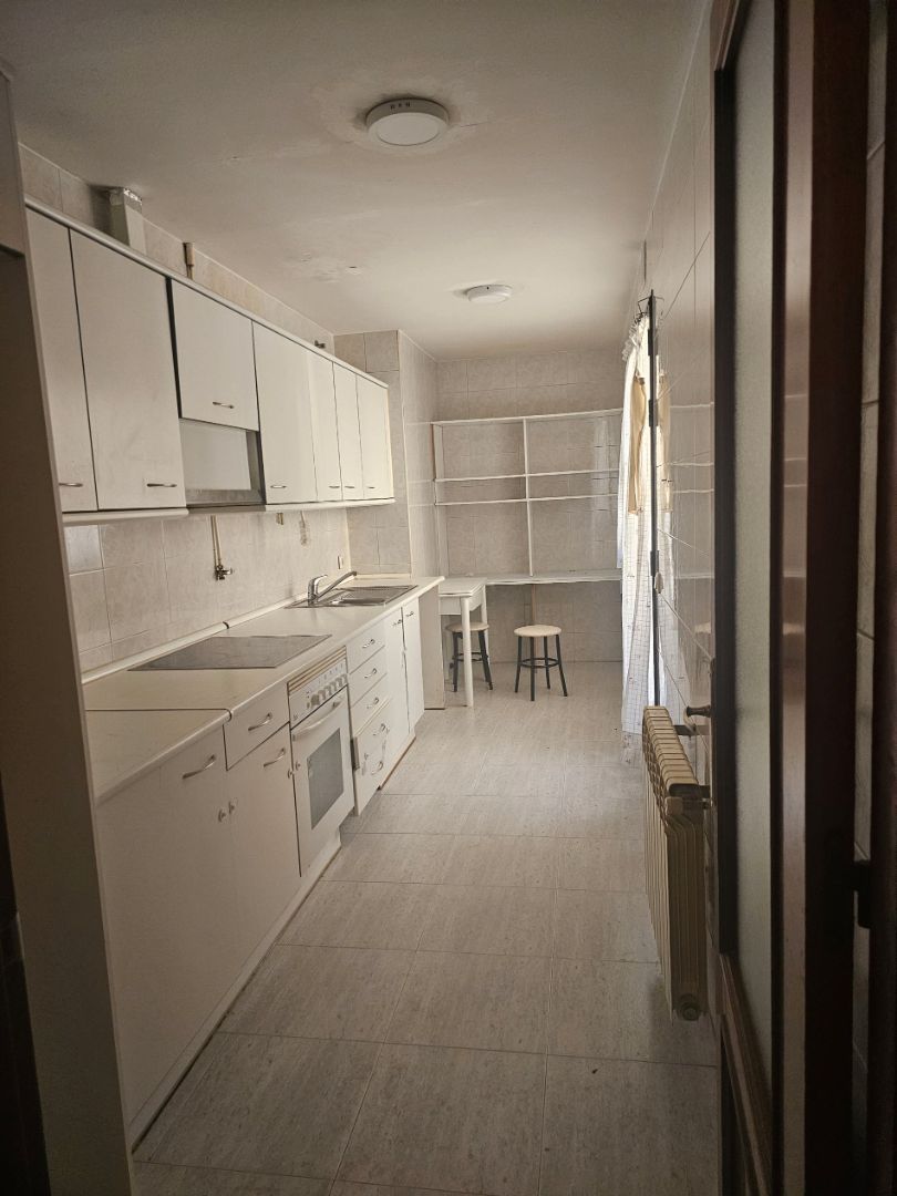 Flat for sale in Calle de la Fuente, Centro