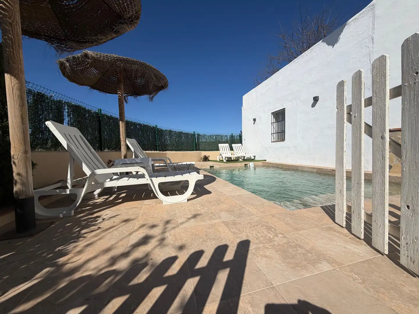 Piscina de Finca rústica en venda en Villanueva del Trabuco amb Jardí privat, Terrassa i Traster