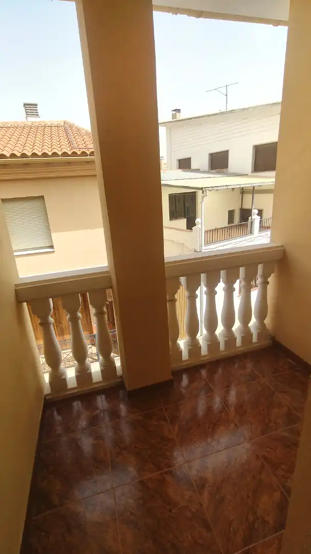 Terrassa de Casa o xalet en venda en Baza amb Calefacció i Moblat