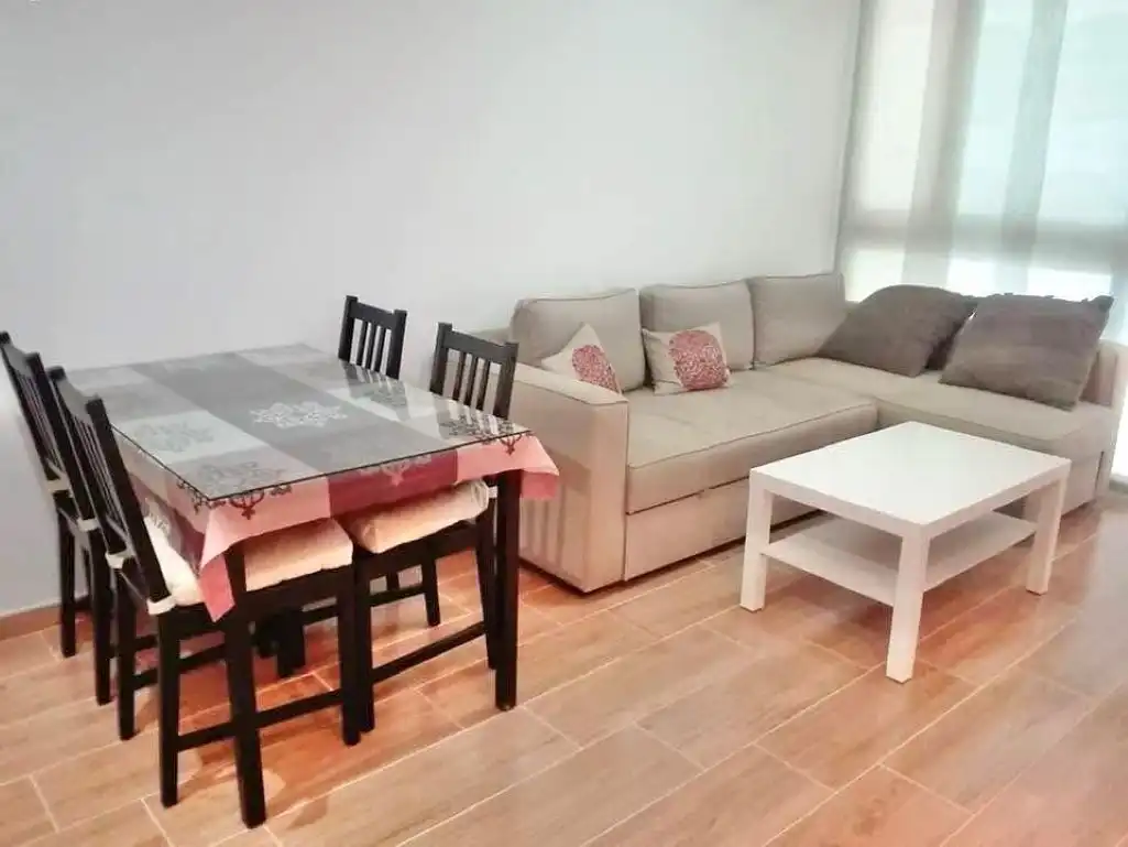 Sala d'estar de Apartament en venda en Málaga amb Aire condicionat, Terrassa i Internet