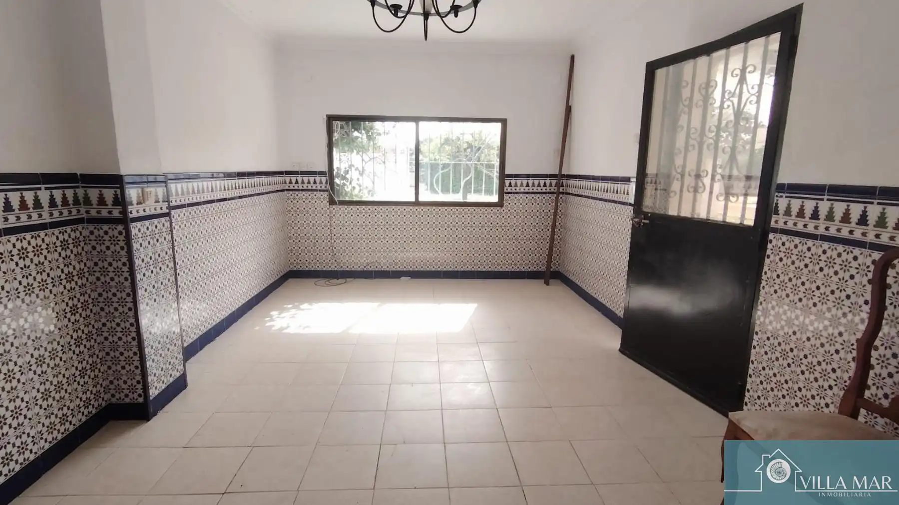Finca rústica en venda en Rota