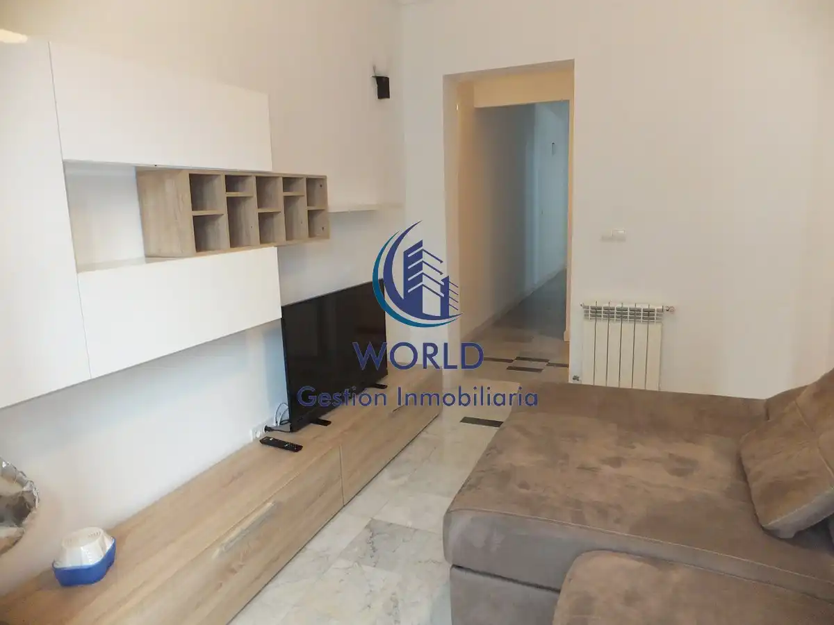Wohnzimmer von Wohnung zur Miete in Madrid mit Heizung, Möbliert und Ofen