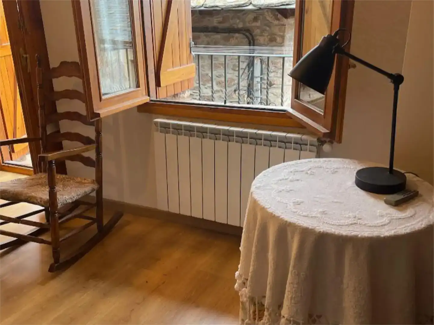 Terrassa de Casa adosada en venda en Soriguera amb Balcó