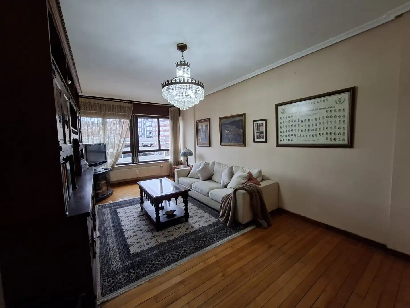Sala de estar de Piso en venta en Torrelavega  con Calefacción, Trastero y Balcón