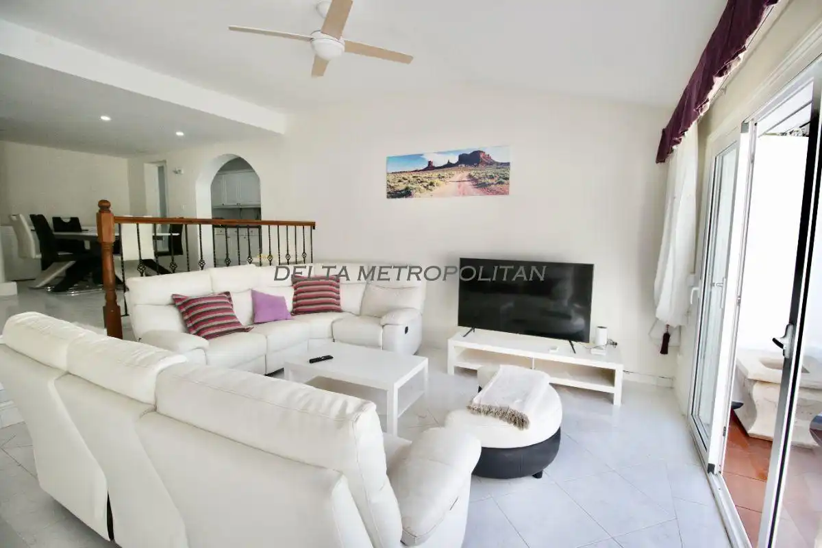 Sala de estar de Casa o chalet de alquiler en San Miguel de Abona con Terraza, Amueblado y Piscina comunitaria