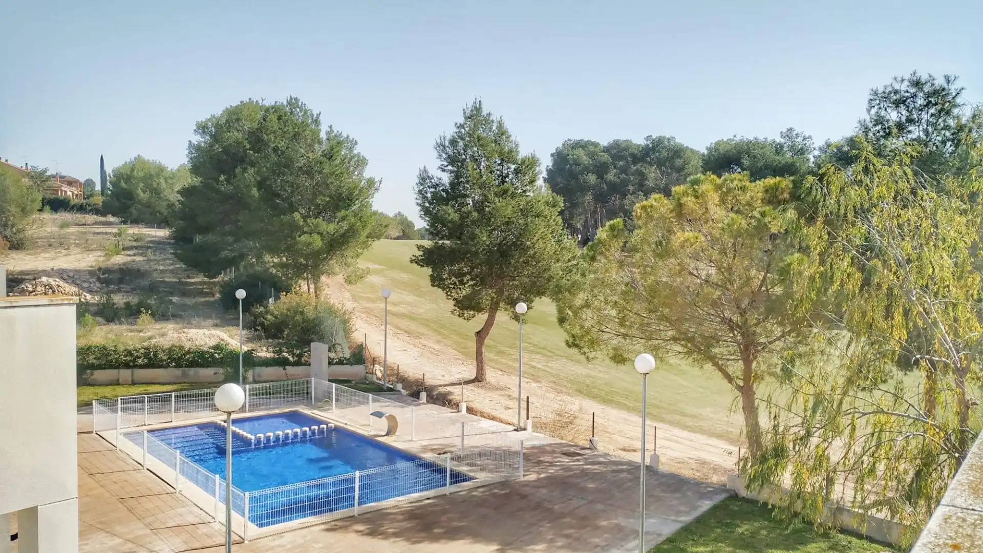 Piscina de Casa o chalet de alquiler en Chiva con Jardín privado, Terraza y Trastero