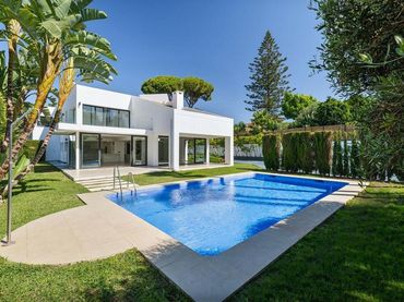 Casa amb piscina en venda a San Pedro de Alcántara