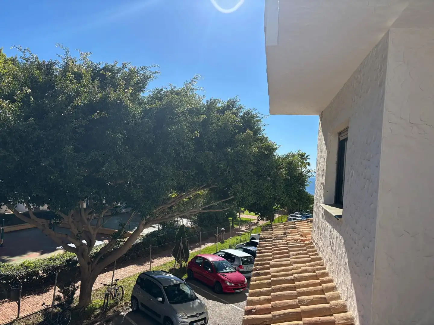 Exterior view of Ground floor for sale in Estepona  with Terrace, Swimming Pool and Community pool