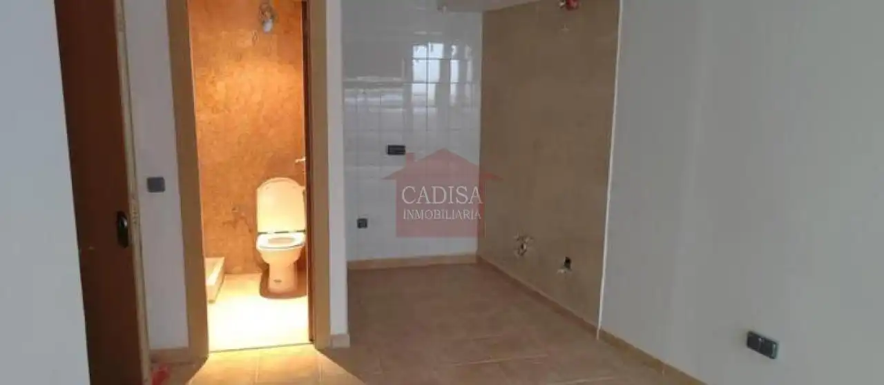 Badezimmer von Wohnung zum Verkauf in Salamanca mit Heizung