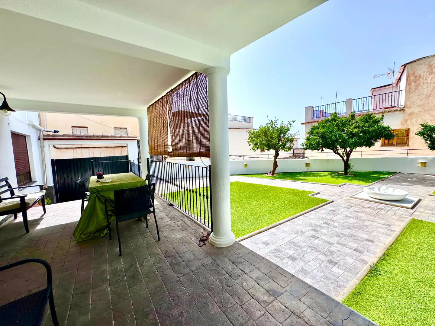 Terrassa de Casa o xalet en venda en Válor amb Calefacció, Jardí privat i Terrassa