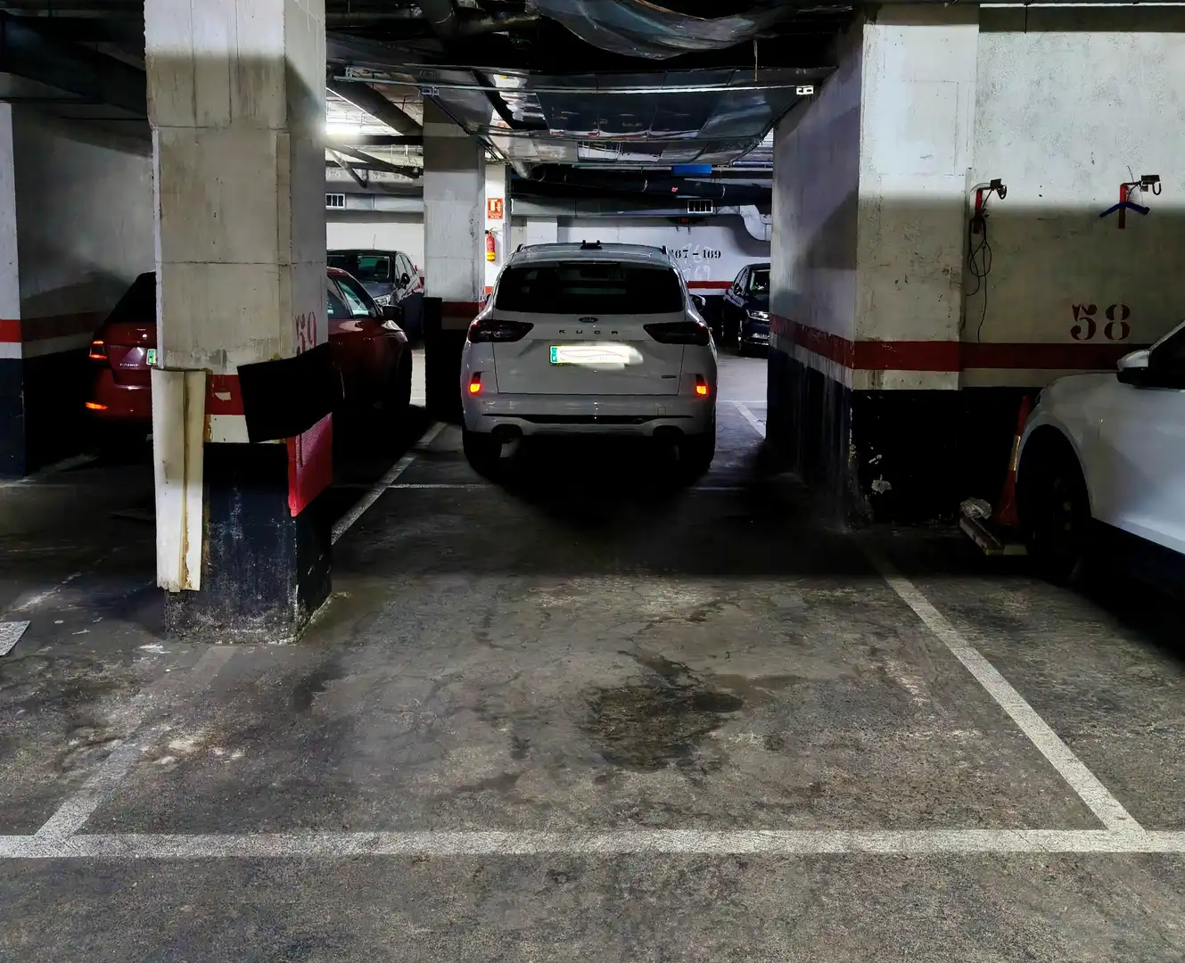 Parkplatz von Garage zur Miete in Sant Martí