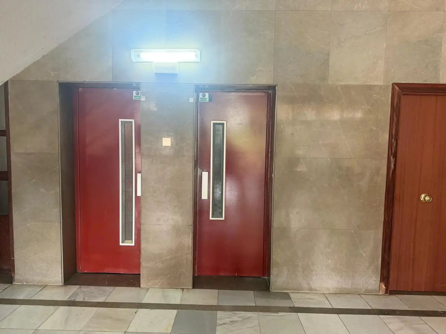 Piso en venta en Barcelona con Amueblado y Balcón