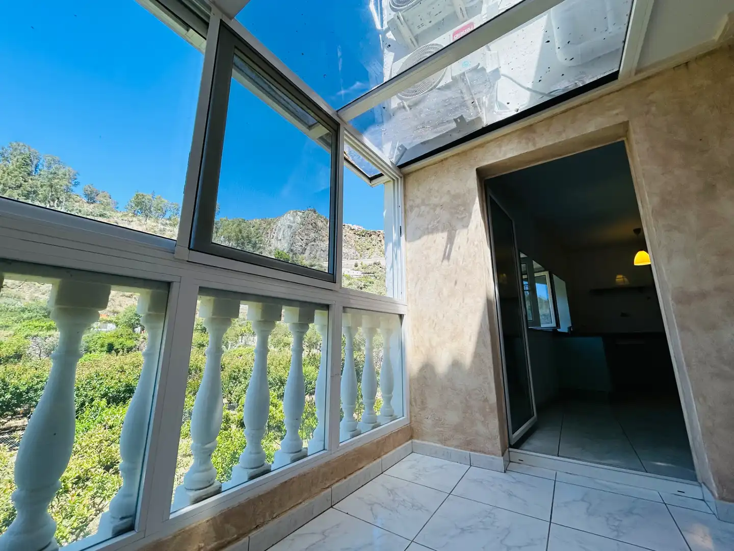 Terrassa de Casa adosada en venda en San Bartolomé de Tirajana amb Aire condicionat, Calefacció i Jardí privat