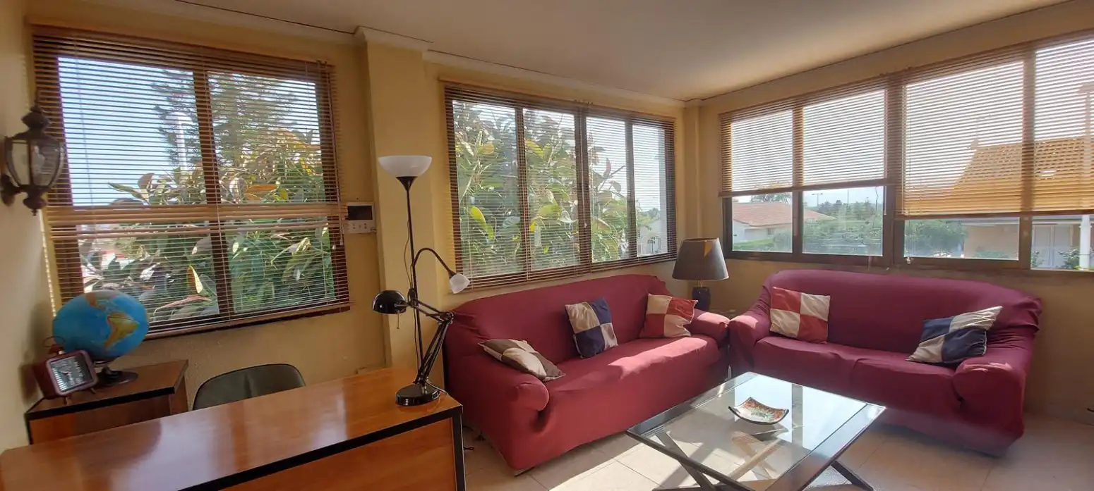 Casa con terraza en alquiler en Corinto - Almarda, imagen 22