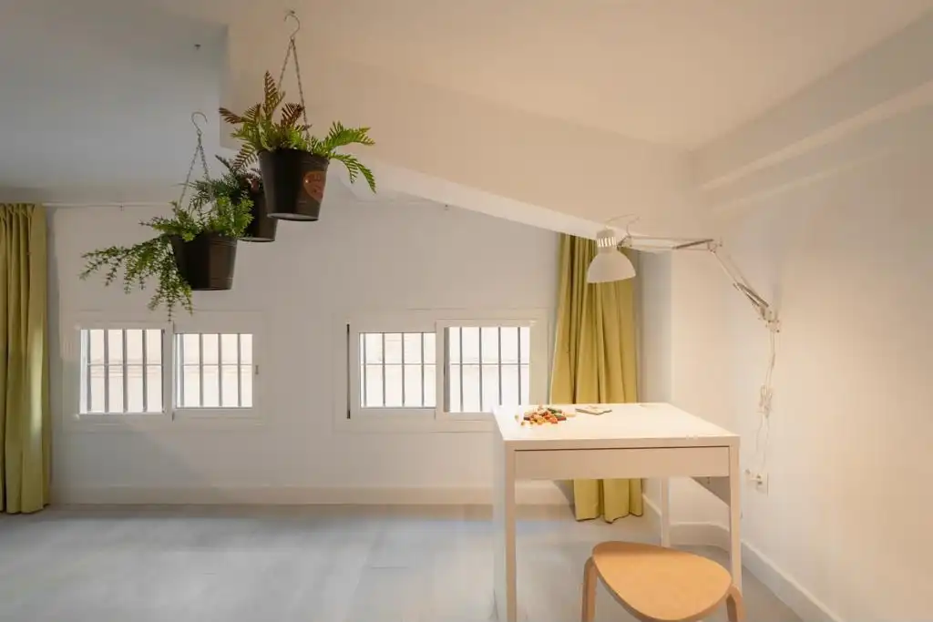 Habitación de Dúplex de alquiler en Málaga con Amueblado y Lavadora