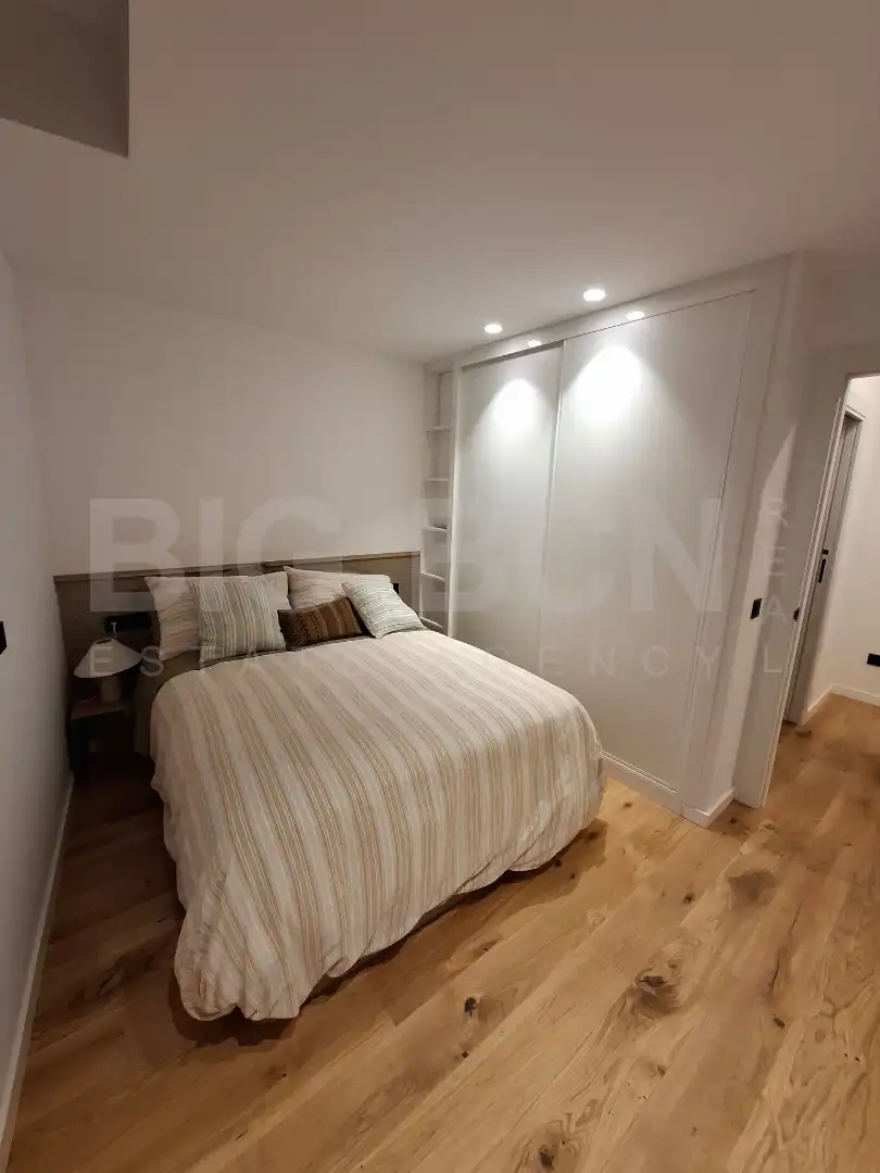 Habitación de Casa adosada de alquiler en Esplugues de Llobregat con Aire acondicionado, Calefacción y Parquet