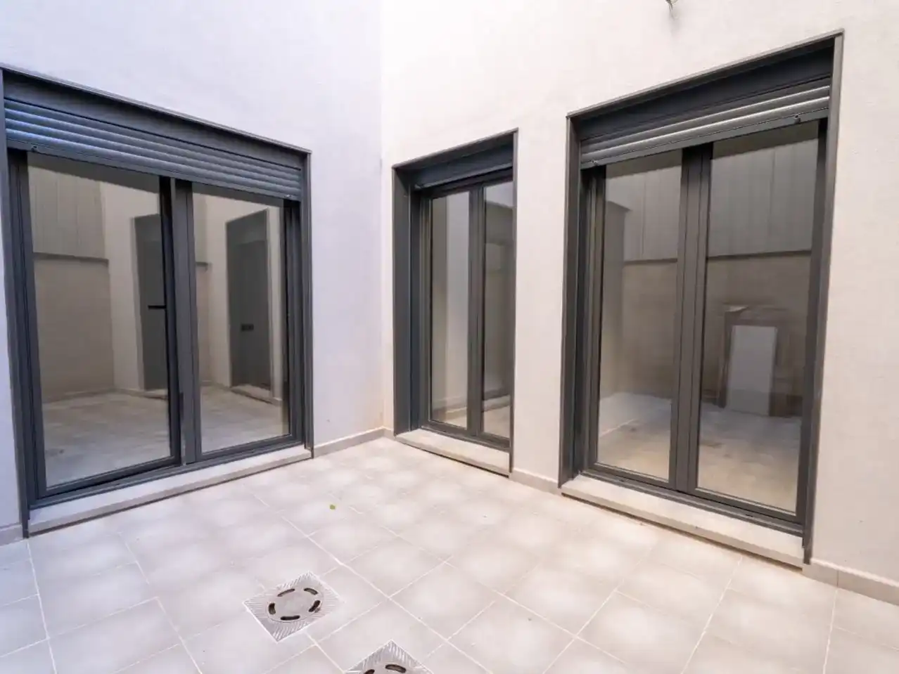 Terrassa de Apartament en venda en Sant Adrià de Besòs amb Aire condicionat i Moblat