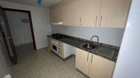 Foto 3 de Piso en venta en Avinguda Mossèn Cinto Verdaguer, 8, Móra la Nova, Tarragona