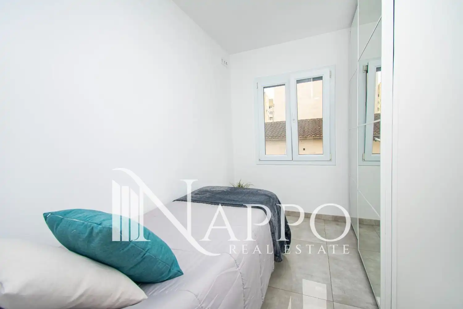 Bedroom of Flat for sale in  Palma de Mallorca  with Air Conditioner, Heating and Terrace