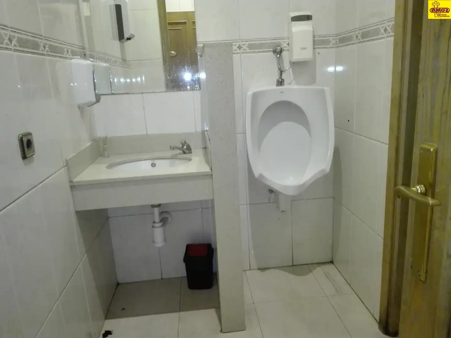 Bathroom of Commercial properties for sale in Ames  with Air Conditioner and Heating