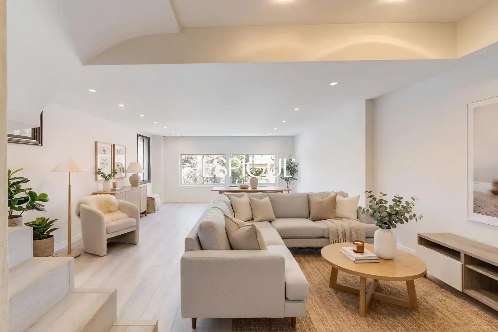 Sala de estar de Casa adosada en venta en Sant Cugat del Vallès con Aire acondicionado, Calefacción y Terraza