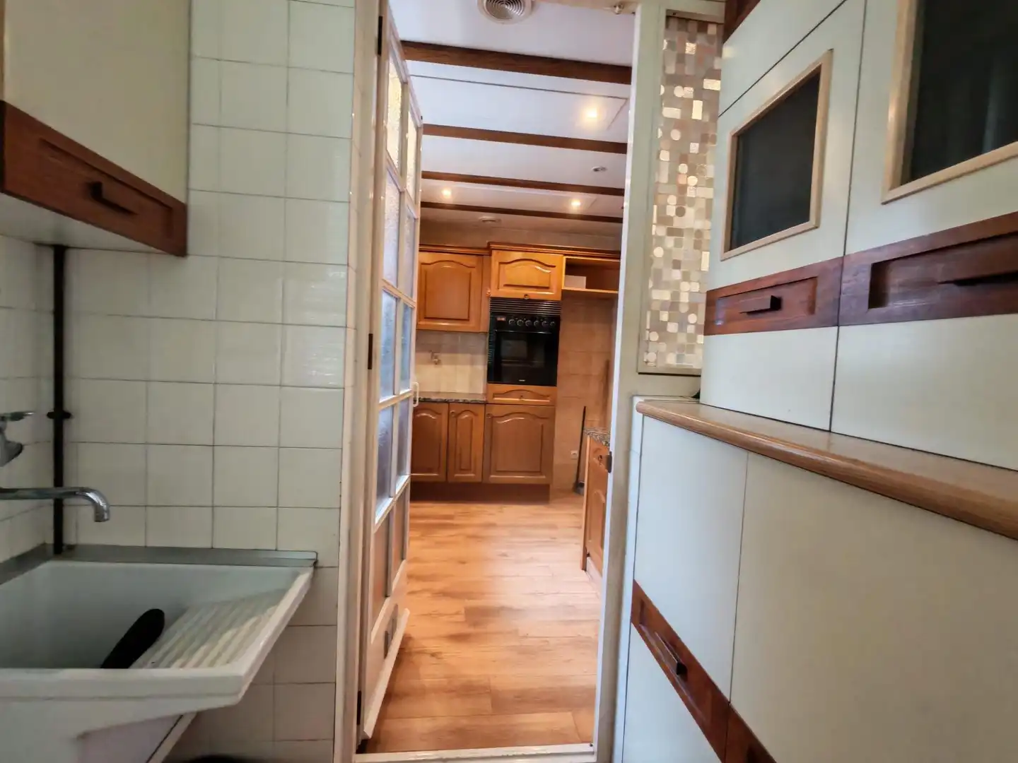 Cocina de Apartamento en venta en Barcelona con Calefacción, Parquet y Balcón