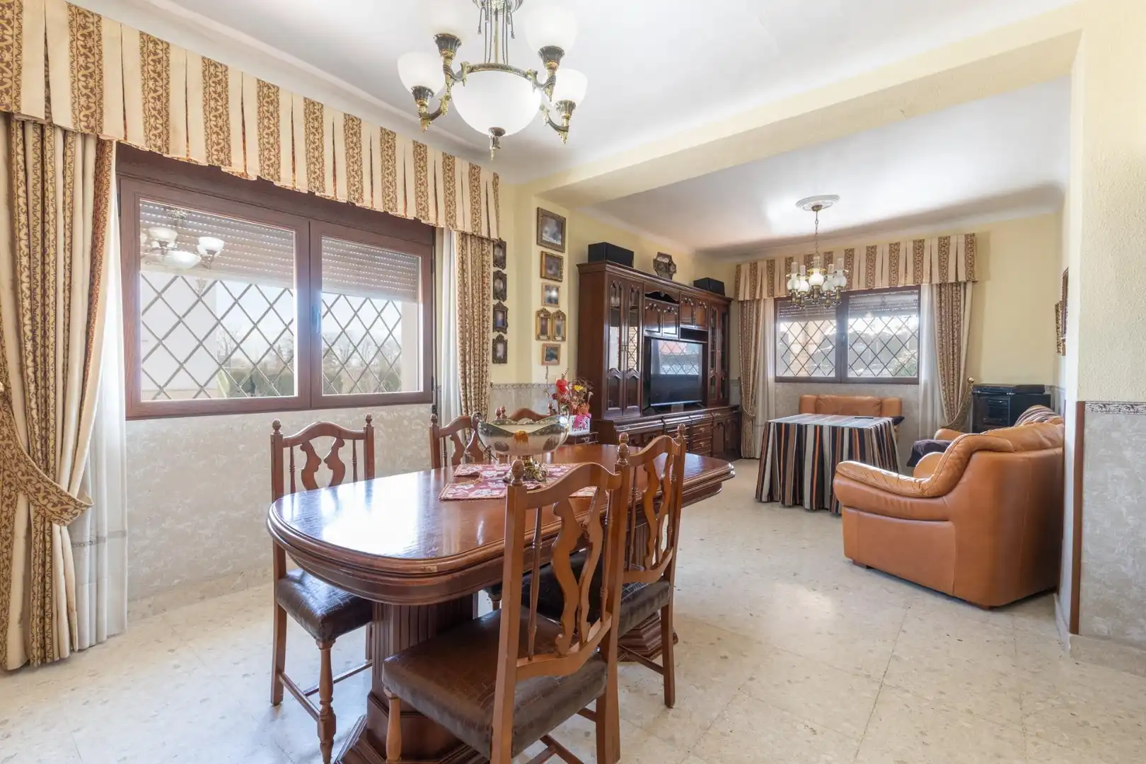 Dining room of Houses for sale in Granada  with Heating, Private garden and Terrace
