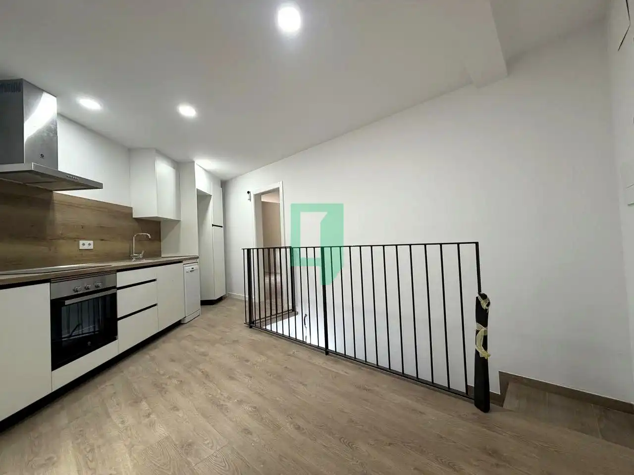 Dúplex en venta en Badalona con Parquet