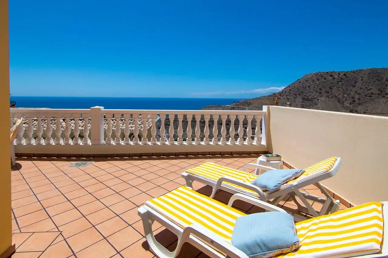 Appartement compact avec piscine à vendre à Arguineguín