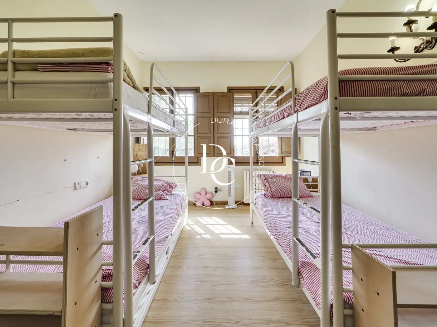 Habitación de Finca rústica en venta en Font-rubí con Calefacción, Jardín privado y Terraza