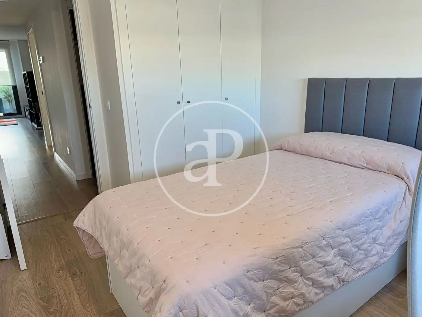 Bedroom of Flat for rent in Valencia  with Air Conditioner, Heating and Private garden