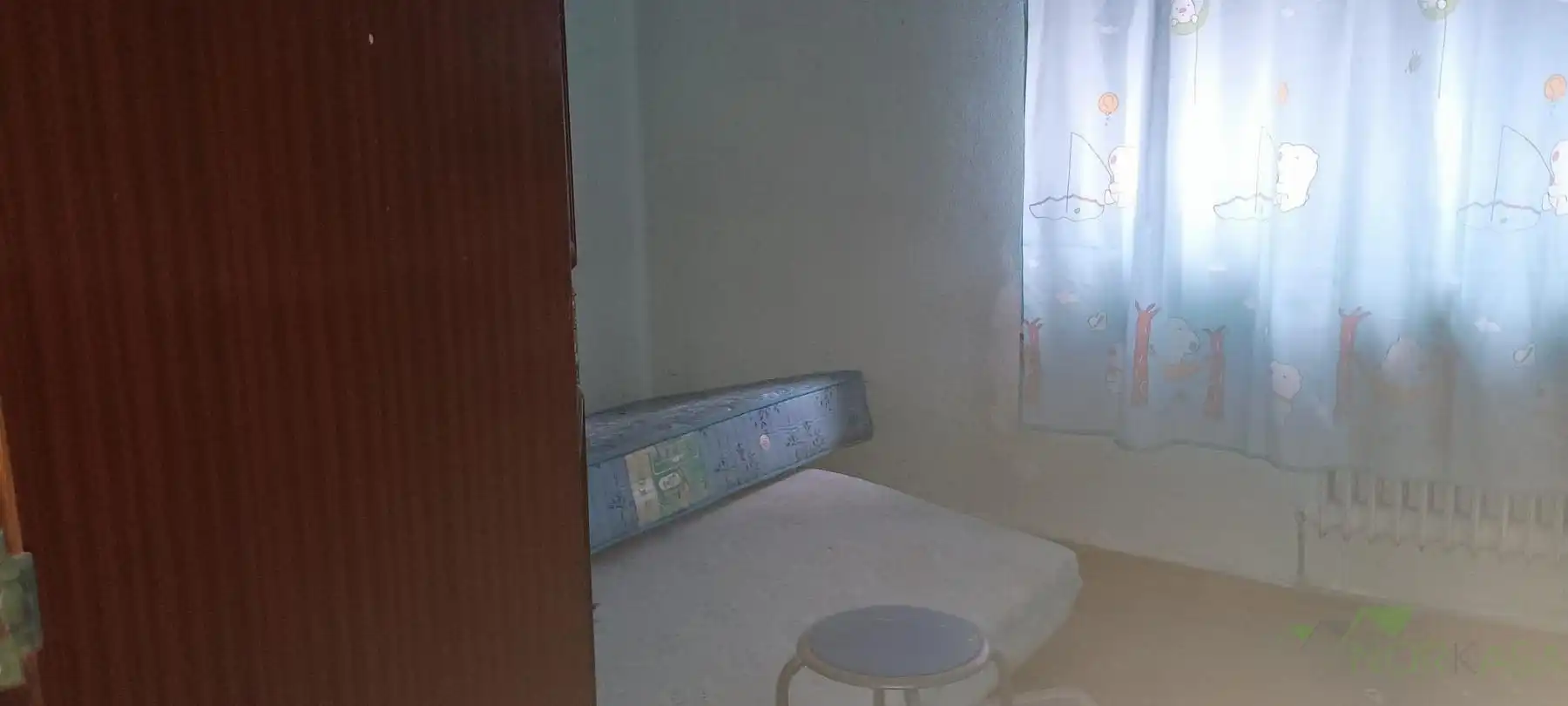 Habitación de Edificio en venta en Oviedo 