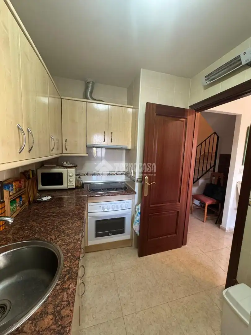 Cuina de Dúplex en venda en Baeza amb Aire condicionat, Calefacció i Moblat