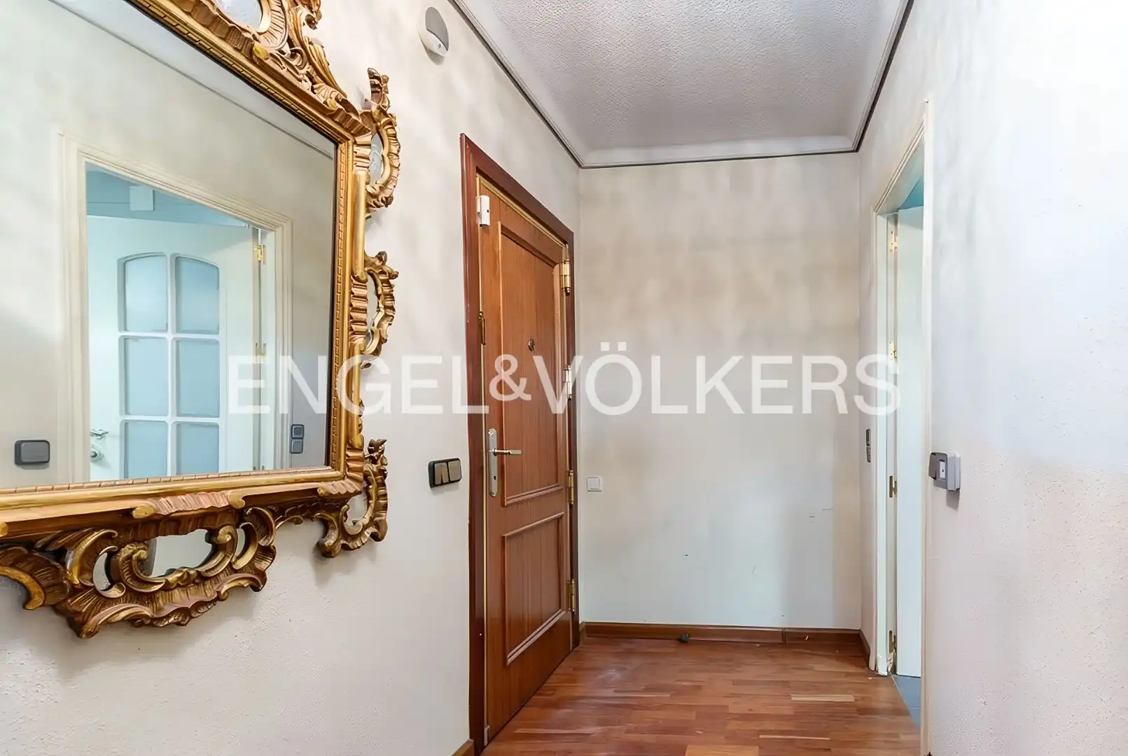 Piso con piscina en venta en Ciudad Lineal, imagen 2