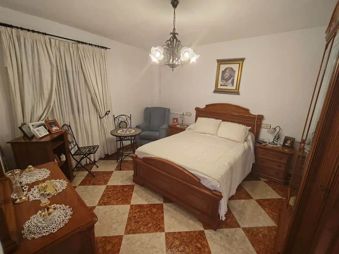 Dormitori de Casa o xalet en venda en Mengíbar