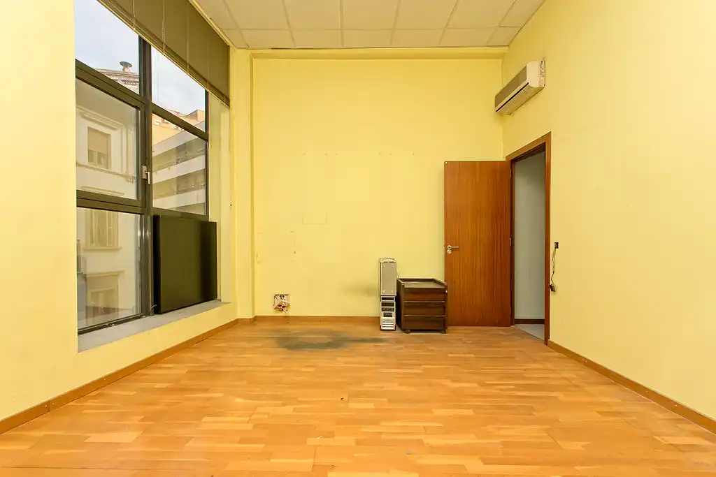 Local comercial en venta en Carrer de Pompeu Fabra 7-13, imagen 8