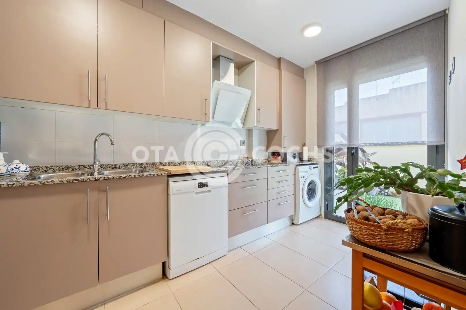 Cocina de Casa o chalet en venta en Montbrió del Camp con Aire acondicionado, Jardín privado y Piscina comunitaria