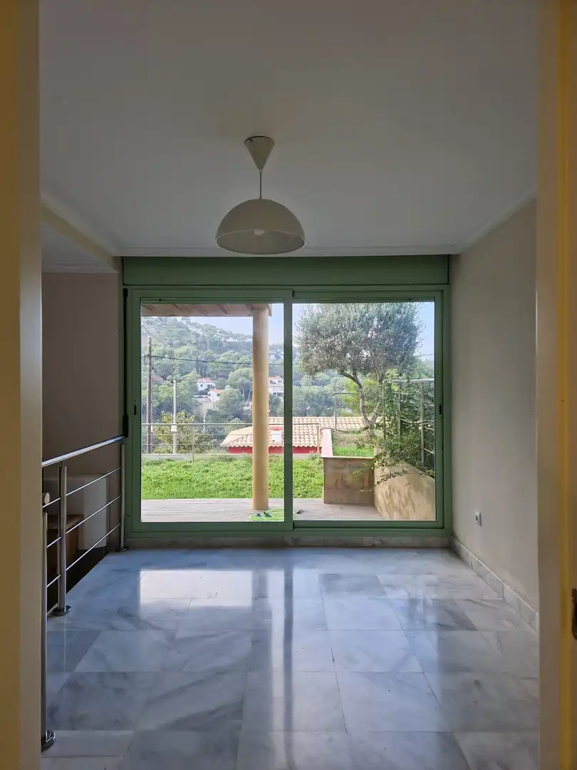 Casa aparellada amb piscina en venda a Begur pueblo, imagen 13