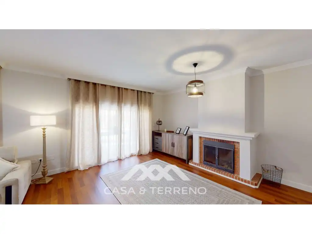 Sala d'estar de Casa o xalet en venda en Vélez-Málaga amb Aire condicionat, Jardí privat i Terrassa