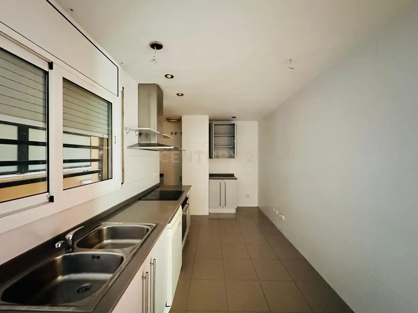Flat for sale in Carrer d'Alfons Sala, Sabadell, Spain, -1, Covadonga