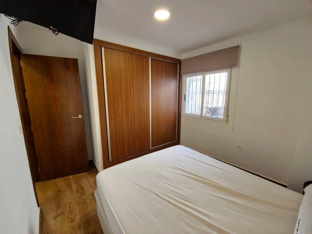 Dormitori de Casa o xalet de lloguer en Los Montesinos amb Parquet, Terrassa i Traster