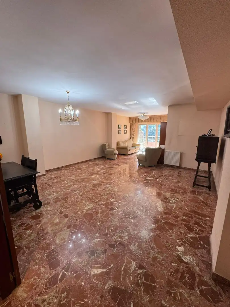 Sala d'estar de Pis en venda en Valencia amb Aire condicionat, Traster i Moblat